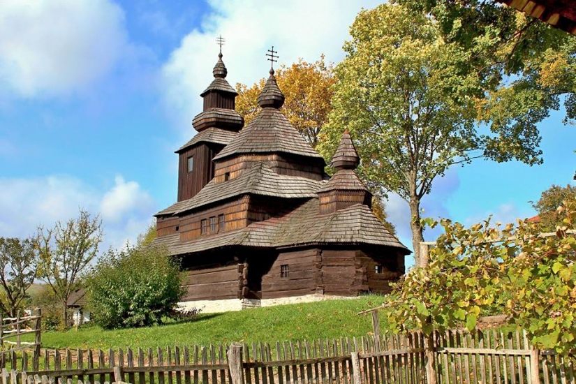 Church of St. Archangel Gabriel in Humenne