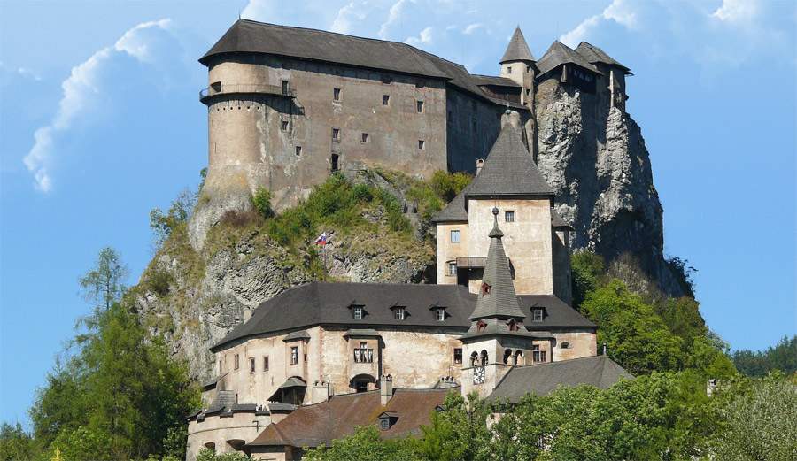 Orava castle